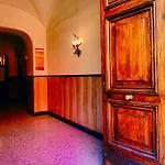 Vt Vatican\'S Apartment